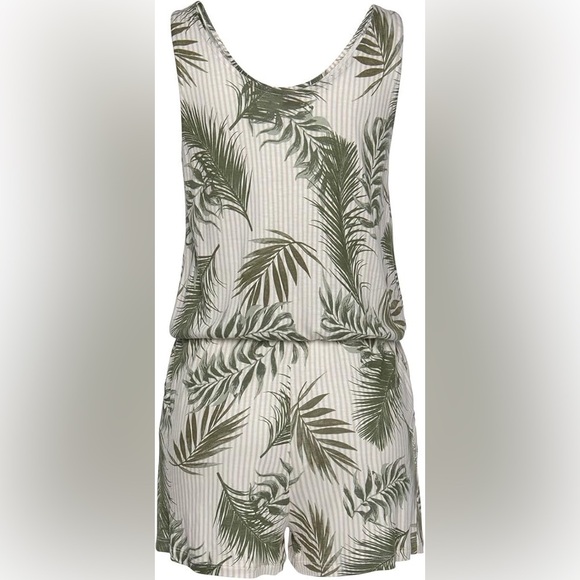 Lascana Tropical Green and Cream Jumpsuit NWOT 38🌴🍍🌴 - Picture 14 of 15